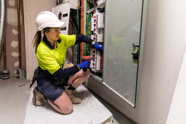 Best Electric Panel Repair  in Country Club Hills, MO